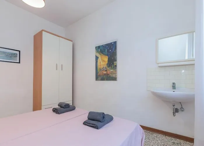 Budget! Free Parking 3 Comodo Apartamento